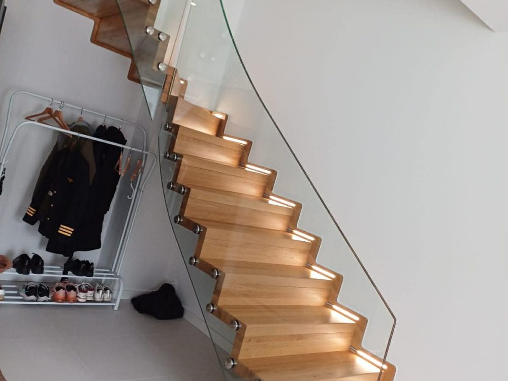 fe5005ae-7e6b-496c-a87f-3c6f52765f2e